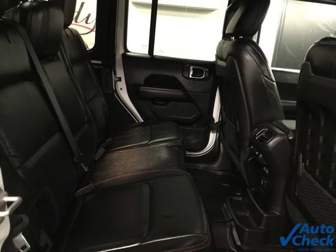 Used 2018 Jeep Wrangler Unlimited Rubicon AWD/4WD image 34