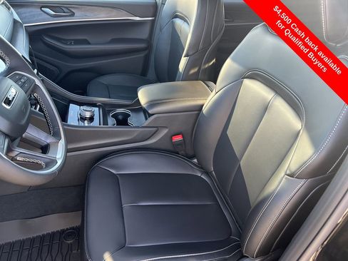 New 2025 Jeep Grand Cherokee L Limited image 20