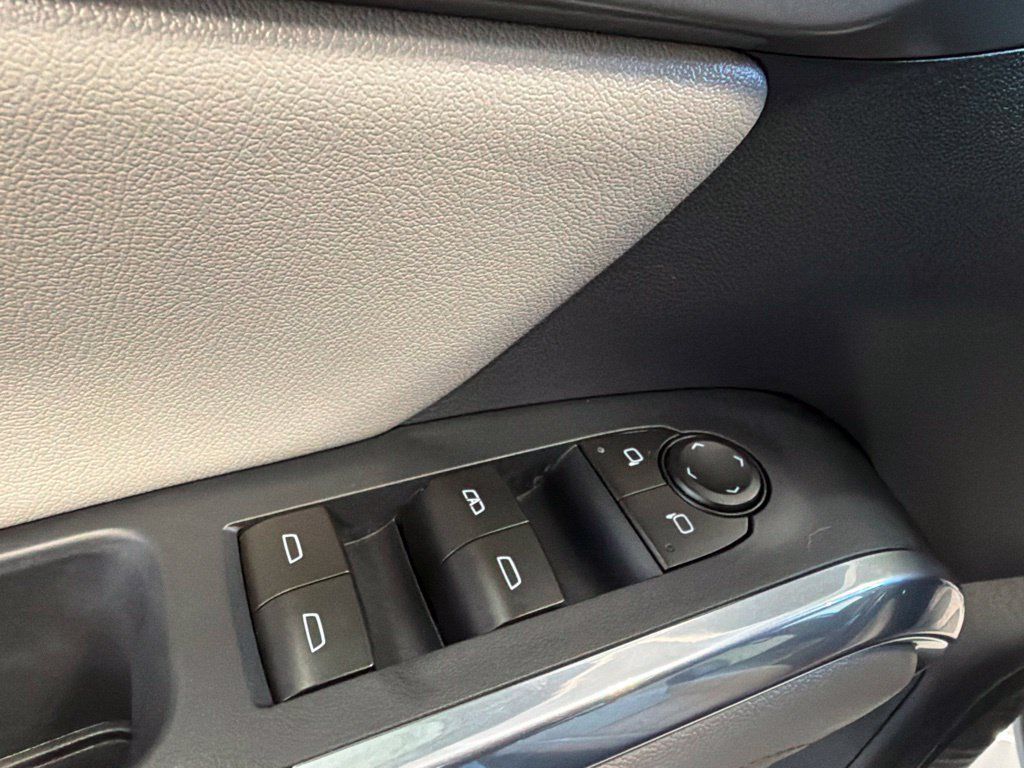 Used 2026 Chevrolet Traverse LT w/ Driver Confidence Package AWD/4WD image 19