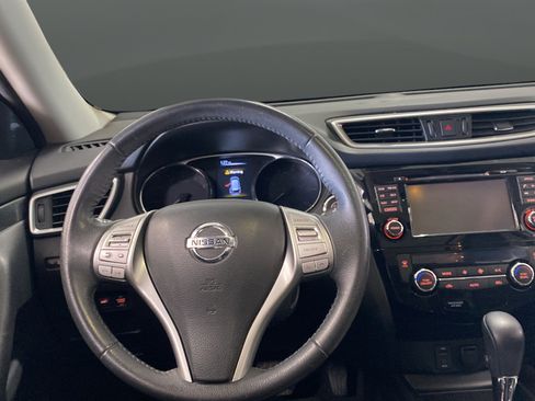 Used 2015 Nissan Rogue SL w/ SL Premium Package FWD image 11