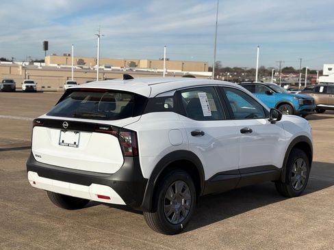 New 2026 Nissan Kicks S image 7