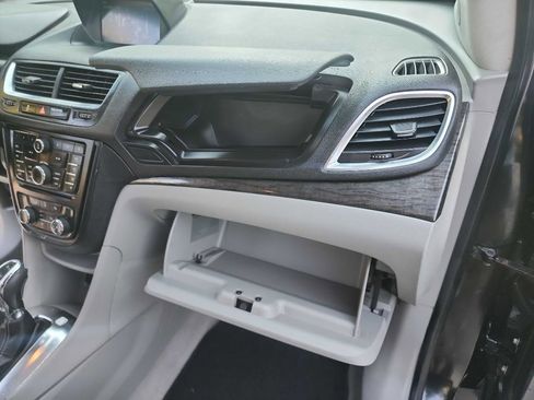 Used 2015 Buick Encore FWD image 32