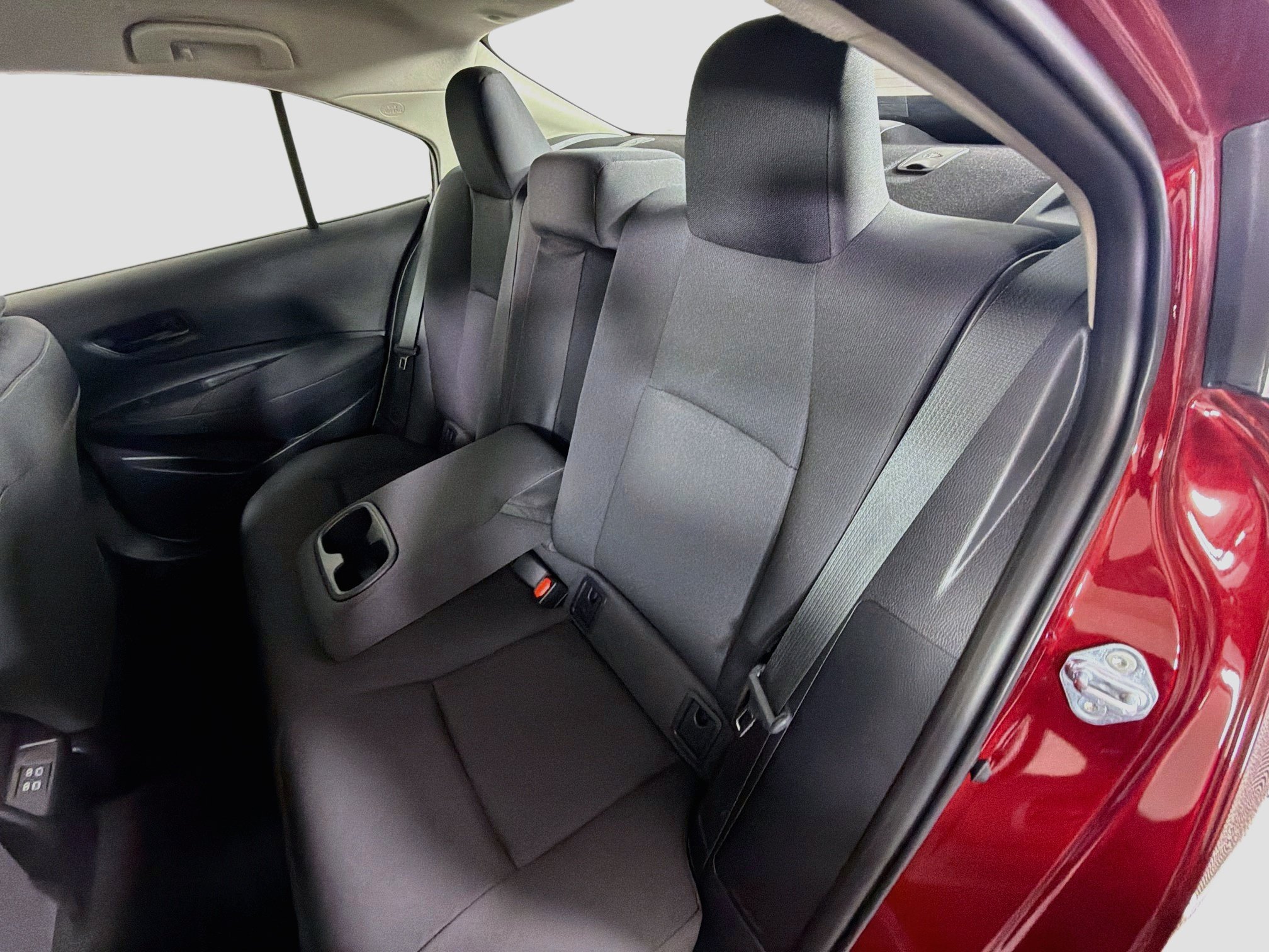 Used 2026 Toyota Corolla LE FWD image 27
