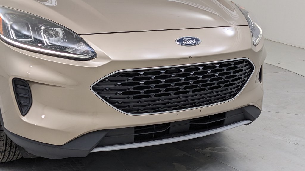 Certified 2020 Ford Escape SE AWD/4WD image 39