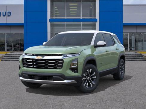 New 2026 Chevrolet Equinox LT w/ Convenience Package II image 30