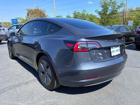 Used 2022 Tesla Model 3 Long Range AWD/4WD image 5
