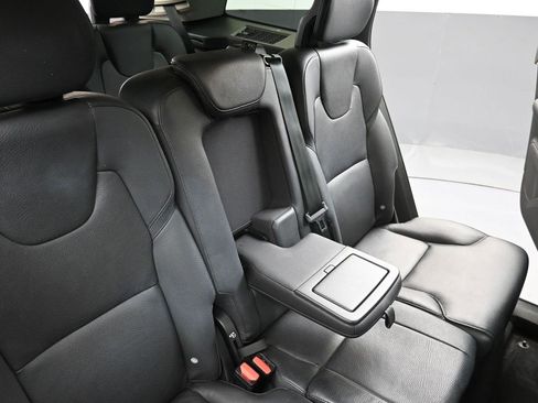 Certified 2023 Volvo XC90 B6 Plus w/ Protection Package Premier image 16