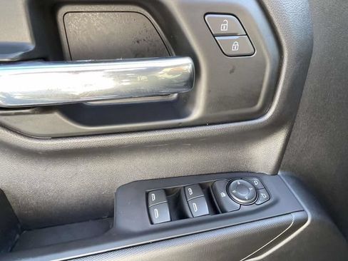 Certified 2023 Chevrolet Silverado 1500 Custom RWD image 17