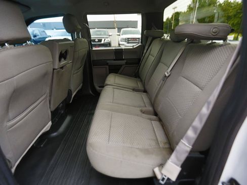 Used 2015 Ford F150 XLT w/ Equipment Group 301A Mid AWD/4WD image 10