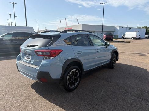 Used 2021 Subaru Crosstrek 2.0i Premium w/ Moonroof Package AWD/4WD image 9