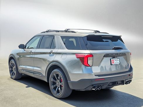 Used 2022 Ford Explorer ST w/ Equipment Group 401A AWD/4WD image 3