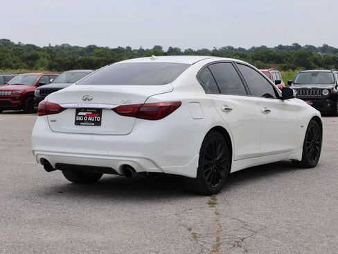 Used 2018 INFINITI Q50 Luxe w/ Essential Package (3.0T Luxe) AWD/4WD image 9