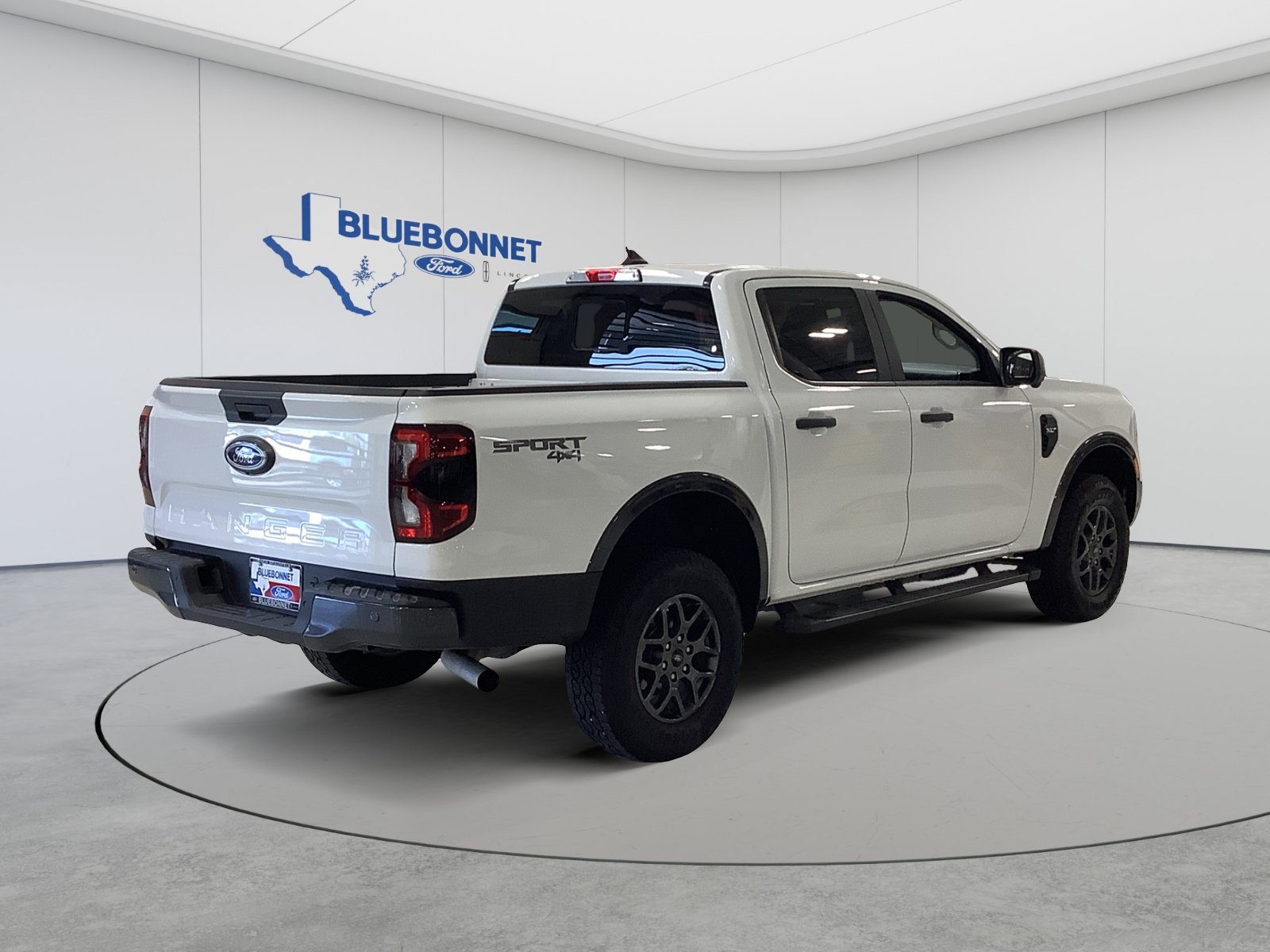 Used 2024 Ford Ranger XLT w/ Technology Package AWD/4WD image 5