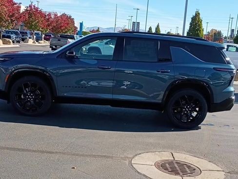 New 2026 Chevrolet Traverse RS image 5