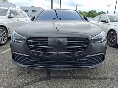 Used 2022 Mercedes-Benz S 500 4MATIC image 2