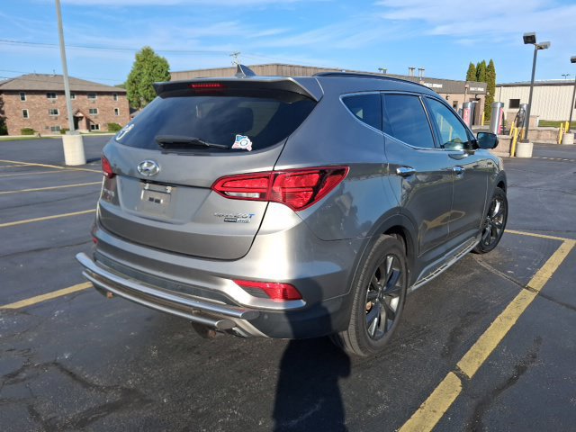 Used 2017 Hyundai Santa Fe Sport AWD/4WD image 3