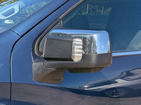 Used 2019 Chevrolet Silverado 1500 LTZ w/ LTZ Premium Package image 28