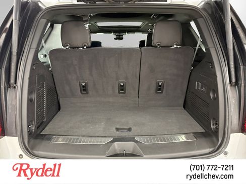 Used 2024 GMC Yukon Denali w/ Advanced Technology Package AWD/4WD image 19