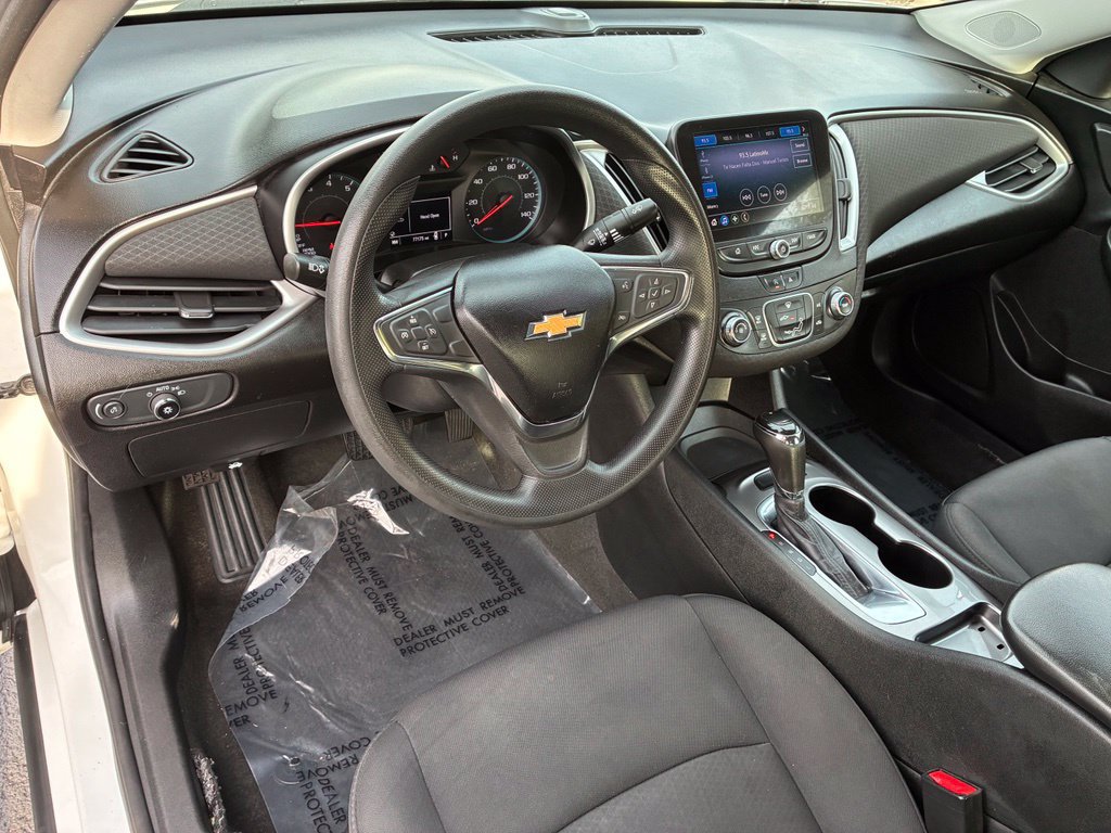 Used 2020 Chevrolet Malibu LS FWD image 16