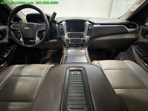 Used 2018 Chevrolet Suburban Premier AWD/4WD image 6