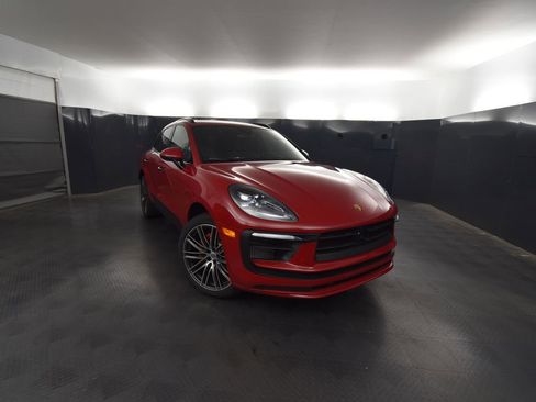 New 2025 Porsche Macan S image 7