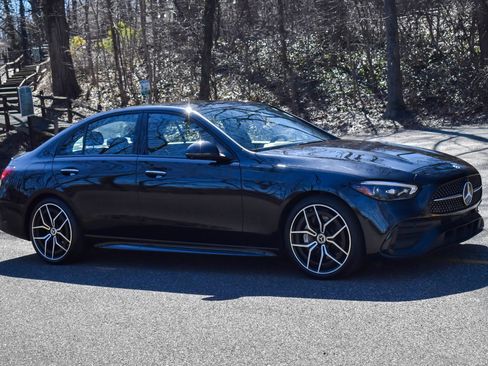 Used 2023 Mercedes-Benz C 300 4MATIC Sedan image 12