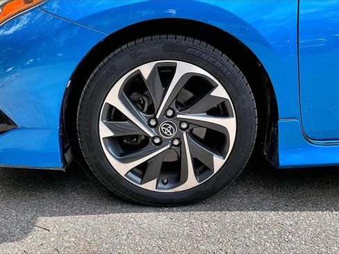 Used 2018 Toyota Corolla iM w/ All-Weather Mat Package image 29