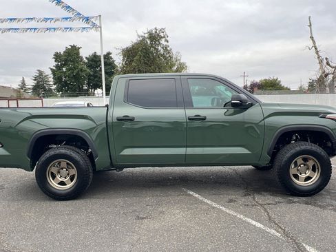 Used 2022 Toyota Tundra SR5 image 3