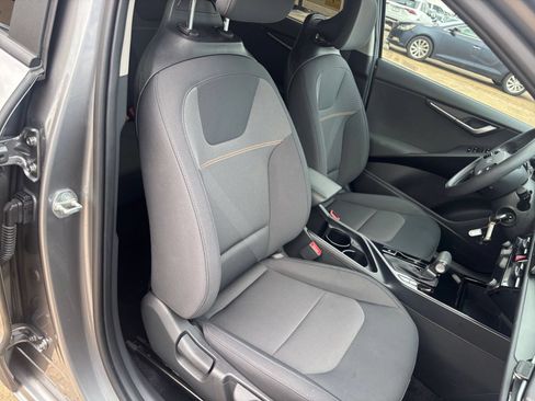 Used 2026 Kia Niro LX FWD image 29