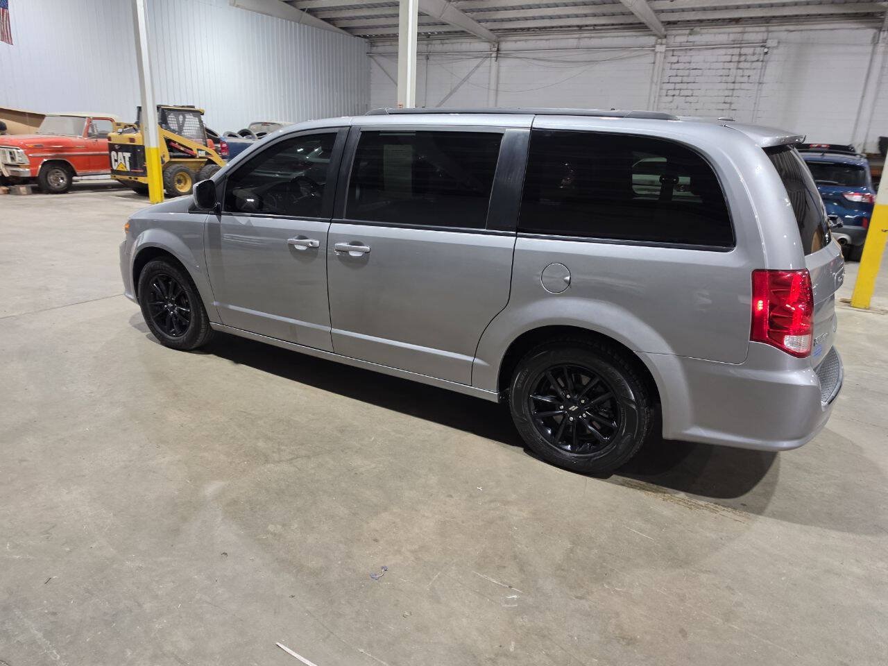 Used 2019 Dodge Grand Caravan GT FWD image 7