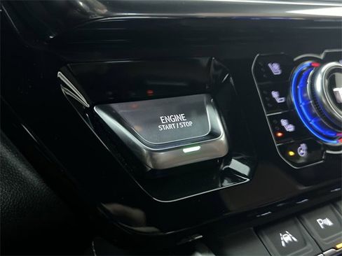 Used 2025 GMC Sierra 1500 Denali Ultimate image 17