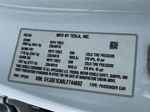 Used 2020 Tesla Model 3 Standard Range Plus RWD image 47