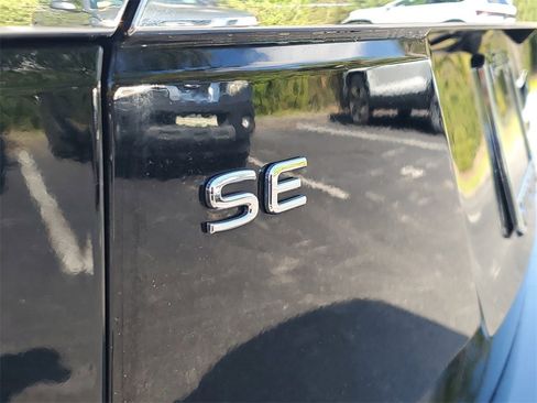 Used 2021 Volkswagen Atlas SE image 6