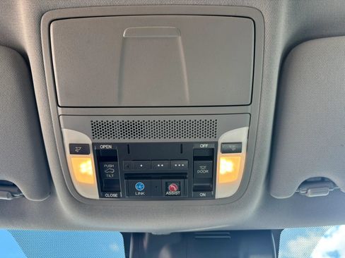 Used 2016 Acura MDX FWD w/ Technology Package image 18
