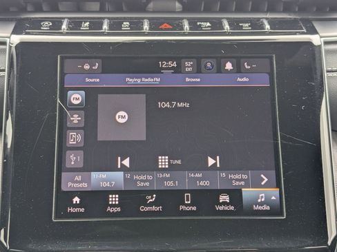 Used 2025 Jeep Grand Cherokee Altitude AWD/4WD image 24