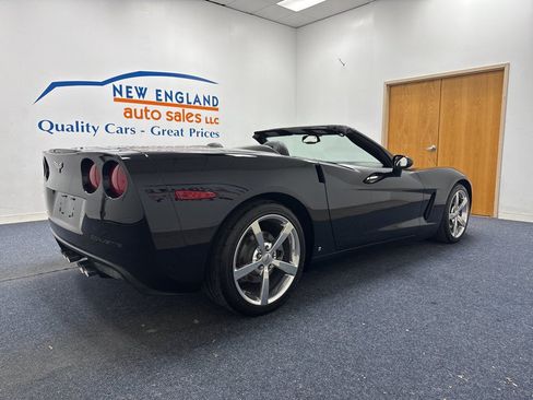 Used 2008 Chevrolet Corvette Convertible w/ Preferred Equipment Group RWD image 7