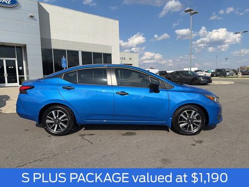 Used 2024 Nissan Versa S w/ S Plus Package image 2