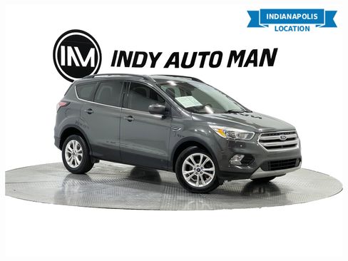 Used 2018 Ford Escape SE FWD image 1