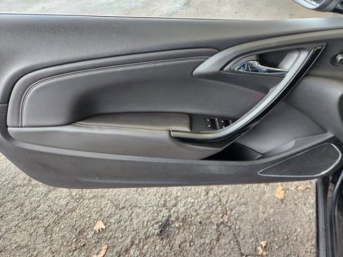 Used 2016 Buick Cascada Premium image 12