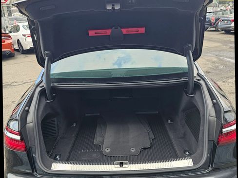 Used 2021 Audi A8 L 3.0T image 50