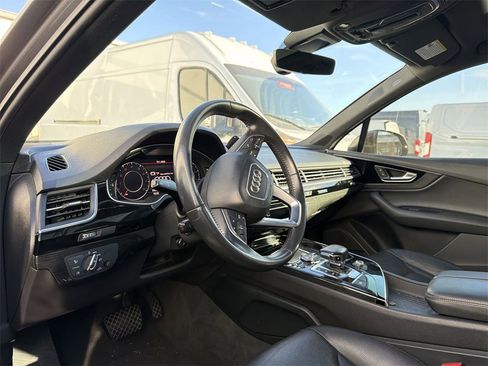 Used 2018 Audi Q7 3.0T Premium Plus w/ Premium Plus Package image 8