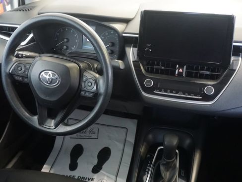 Used 2024 Toyota Corolla LE FWD image 27