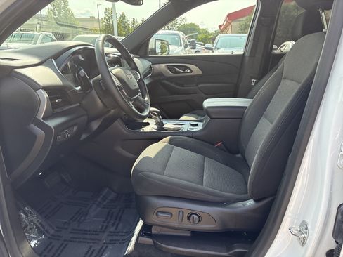 Used 2023 Chevrolet Traverse LT AWD/4WD image 11