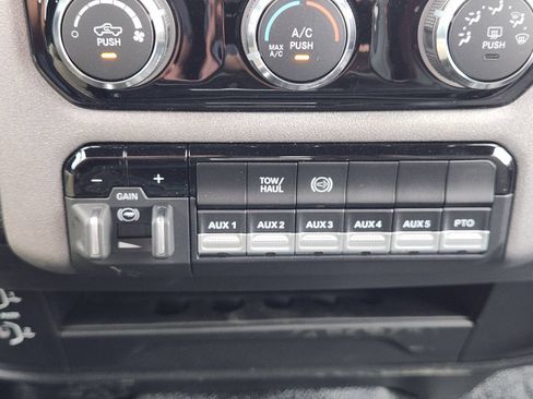 New 2026 RAM 5500 Tradesman AWD/4WD image 16