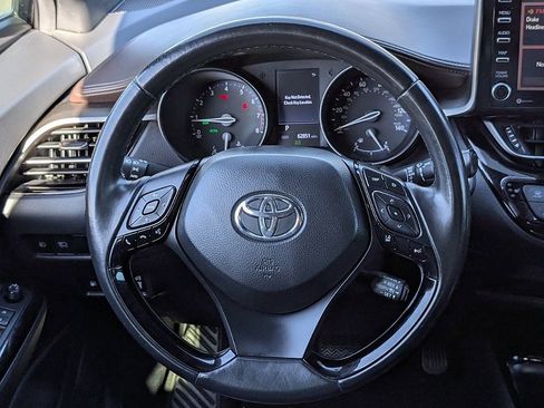 Used 2019 Toyota C-HR Limited image 24