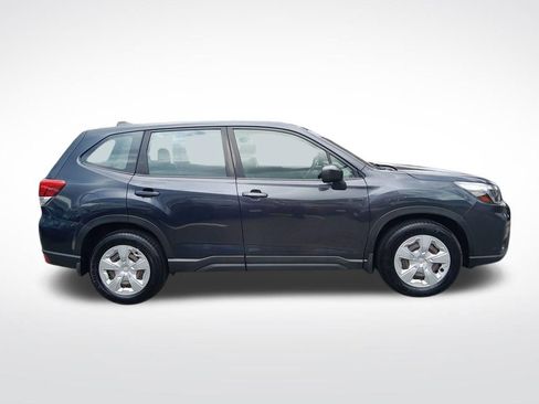 Used 2019 Subaru Forester image 9