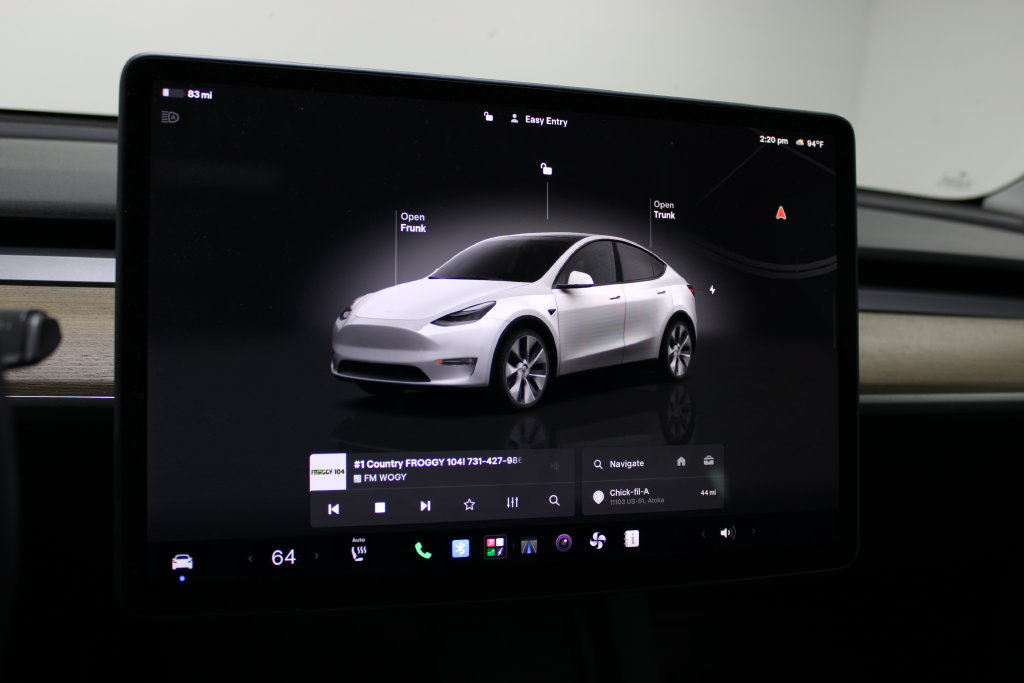 Used 2023 Tesla Model Y Long Range AWD/4WD image 32