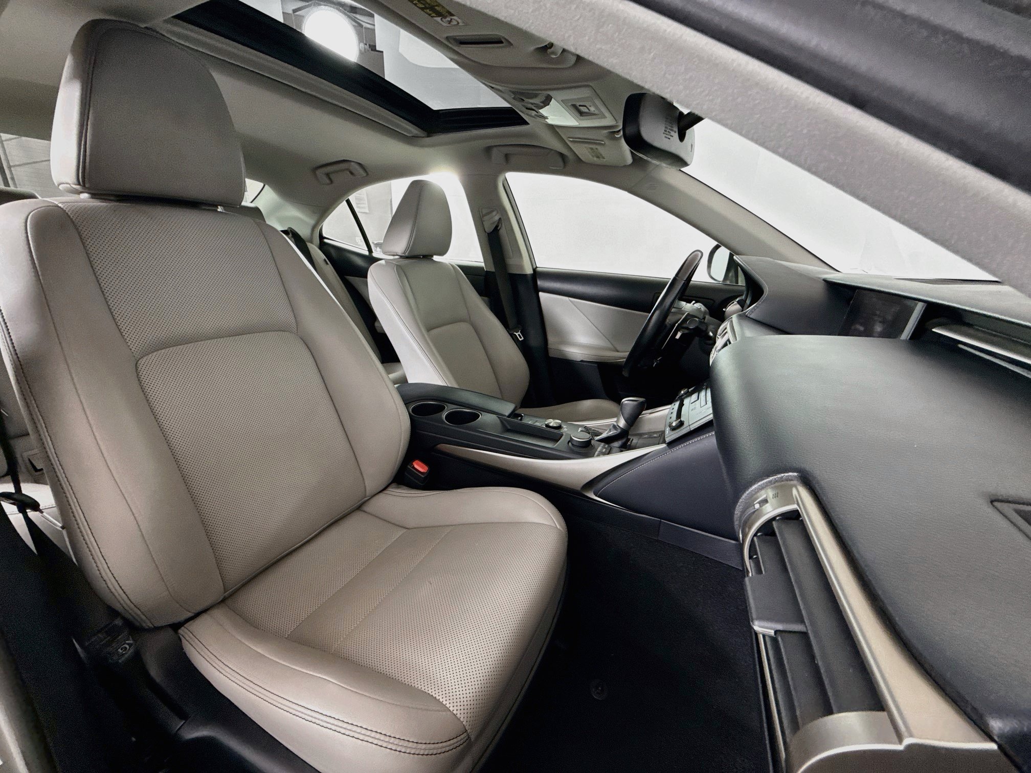 Used 2015 Lexus IS 250 AWD w/ Premium Package image 26
