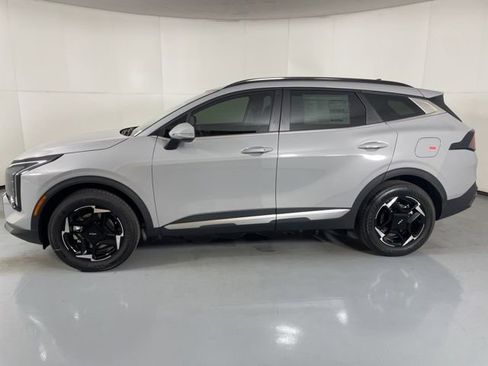 New 2026 Kia Sportage EX w/ EX Panorama Roof Package image 5