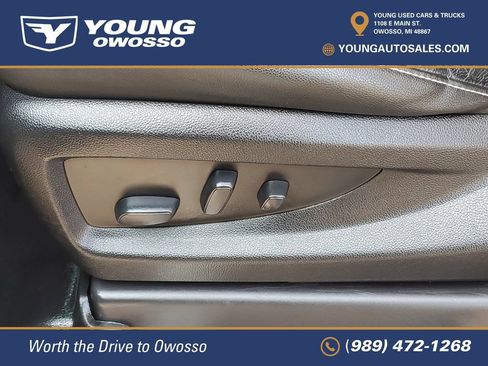 Used 2020 Chevrolet Suburban LT AWD/4WD image 10